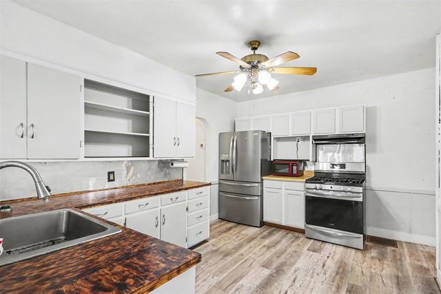 161 North Street, Allegan, MI 49010