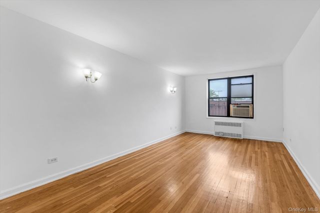 40 E 43rd Street 3B, Brooklyn, NY 11203