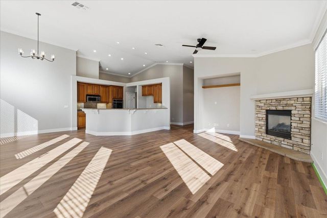 1741 Bamboo St, Roseville, CA 95747