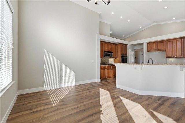 1741 Bamboo St, Roseville, CA 95747