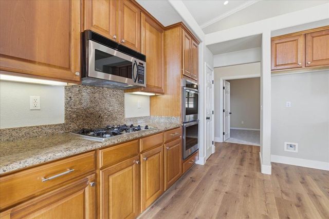 1741 Bamboo St, Roseville, CA 95747