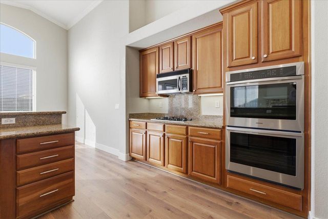 1741 Bamboo St, Roseville, CA 95747