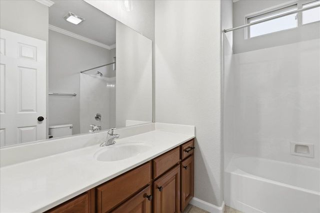 1741 Bamboo St, Roseville, CA 95747