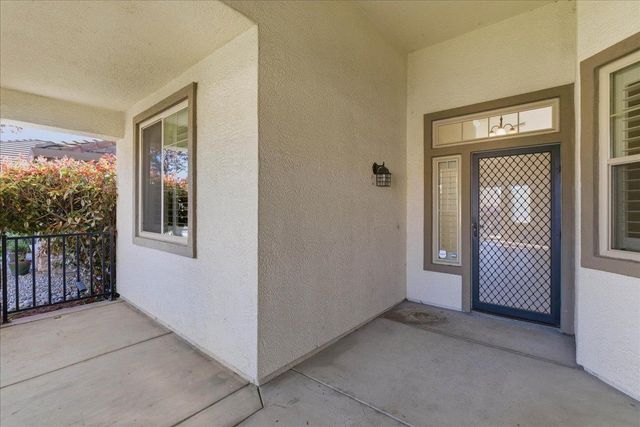 1741 Bamboo St, Roseville, CA 95747