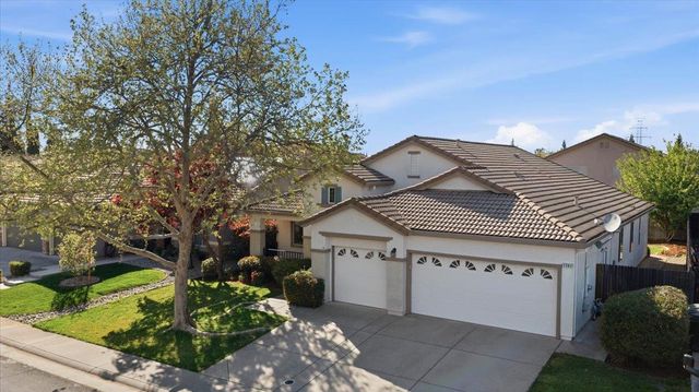 1741 Bamboo St, Roseville, CA 95747