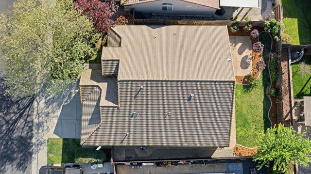 1741 Bamboo St, Roseville, CA 95747