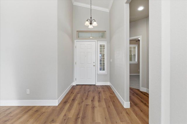 1741 Bamboo St, Roseville, CA 95747