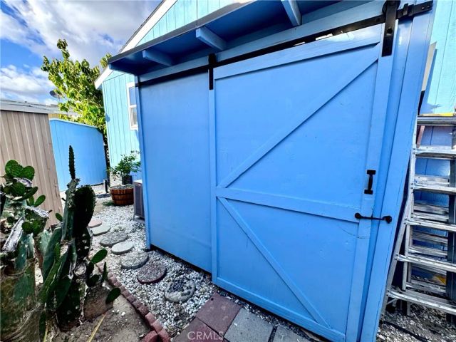 122 S Colombo 77, Tustin, CA 92780