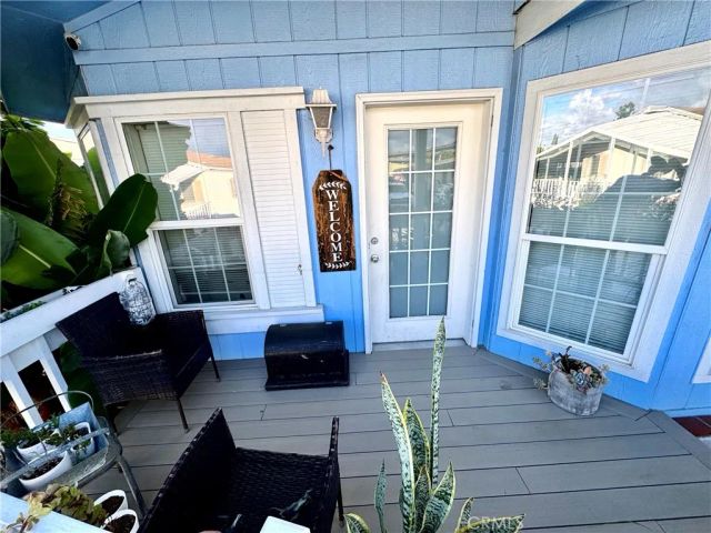 122 S Colombo 77, Tustin, CA 92780