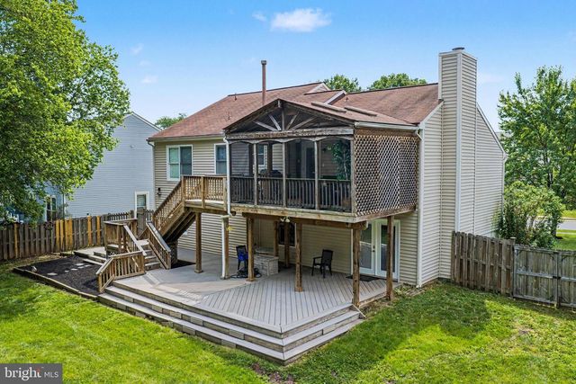 8022 ROCKY RUN RD, Gainesville, VA 20155