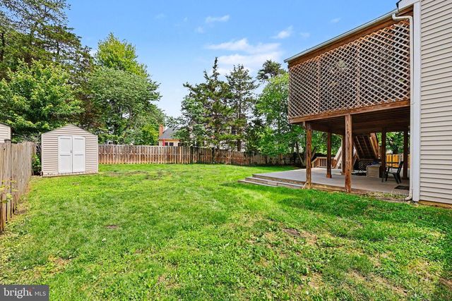 8022 ROCKY RUN RD, Gainesville, VA 20155