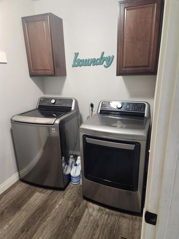 702 19th Street SE, Demotte, IN 46310