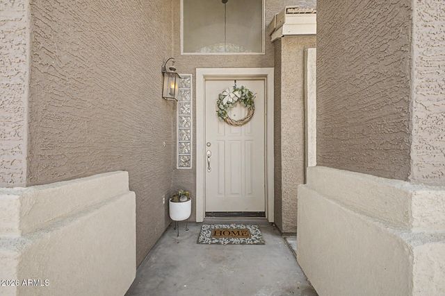 93 W CANYON ROCK Road, San Tan Valley, AZ 85143