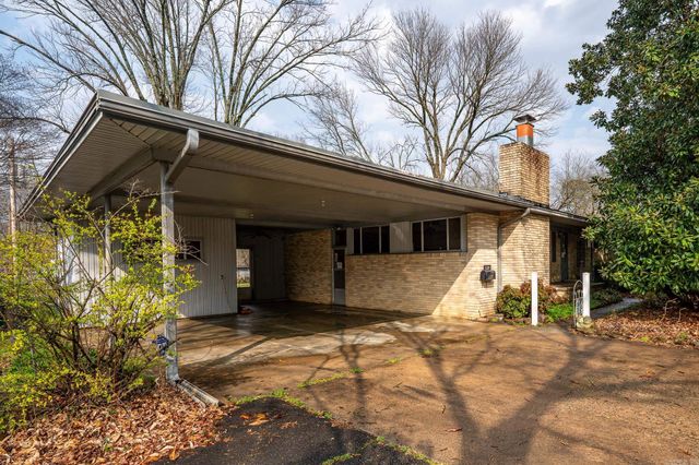 610 Fourth Street, Conway, AR 72032