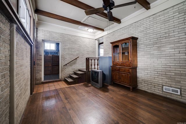 610 Fourth Street, Conway, AR 72032