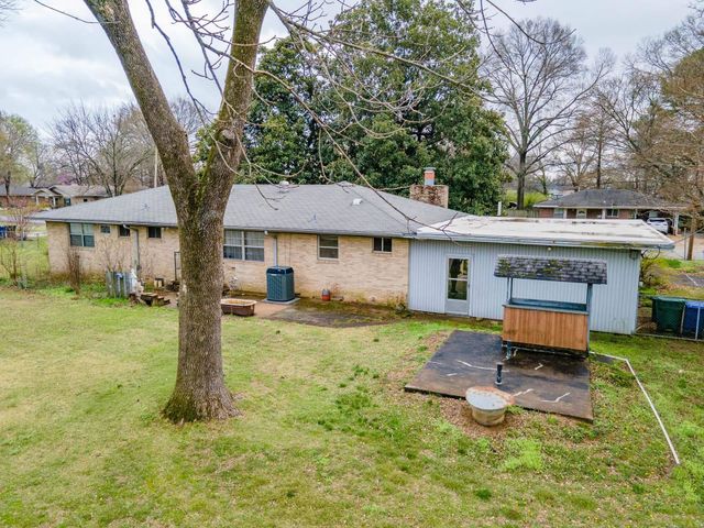 610 Fourth Street, Conway, AR 72032