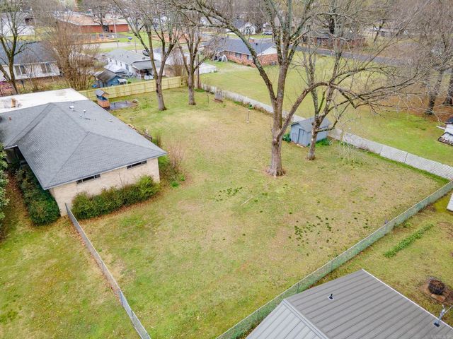 610 Fourth Street, Conway, AR 72032