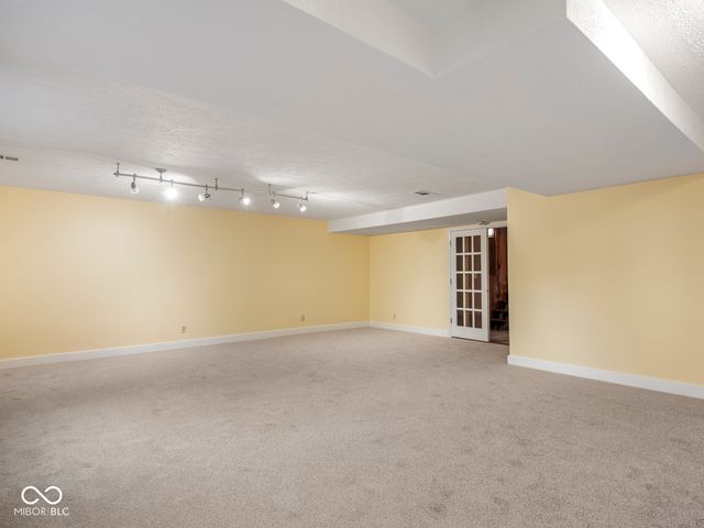 11412 Niagara Drive, Fishers, IN 46037