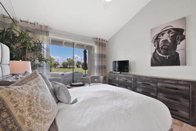 384 Running Springs Drive, Palm Desert, CA 92211