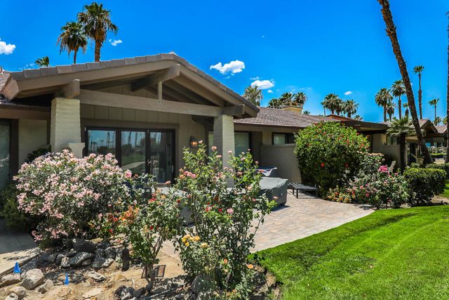 384 Running Springs Drive, Palm Desert, CA 92211