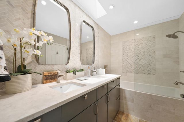384 Running Springs Drive, Palm Desert, CA 92211