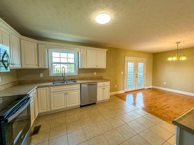 170 Hickory Hill Drive, Corbin, KY 40701