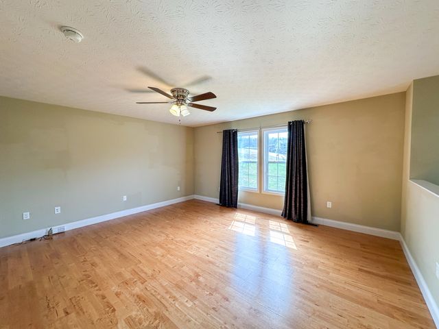 170 Hickory Hill Drive, Corbin, KY 40701