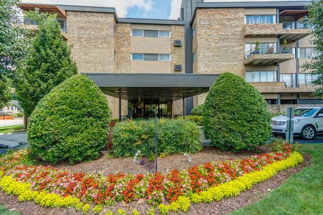 4200 West End Ave Apt 208, Nashville, TN 37205