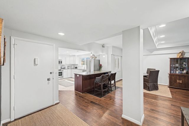 4200 West End Ave Apt 208, Nashville, TN 37205