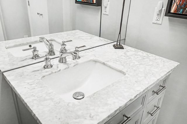 4200 West End Ave Apt 208, Nashville, TN 37205