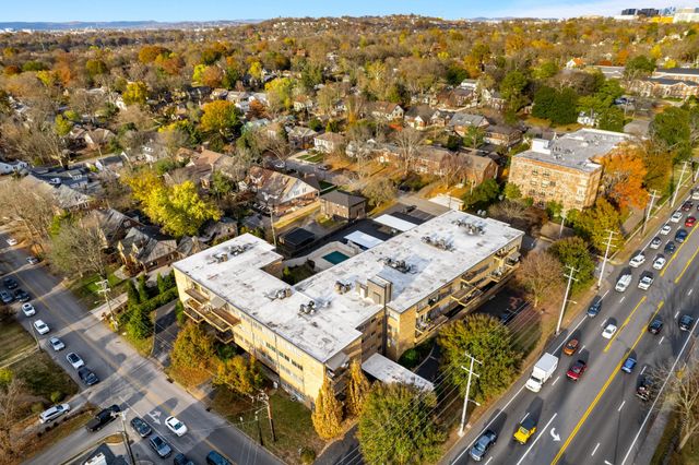 4200 West End Ave Apt 208, Nashville, TN 37205