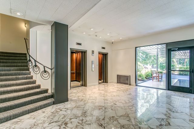 4200 West End Ave Apt 208, Nashville, TN 37205