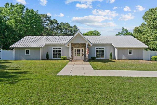 10 Harrington Lane, Dothan, AL 36305