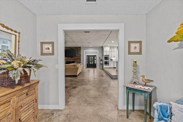 10 Harrington Lane, Dothan, AL 36305