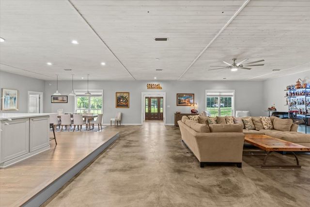 10 Harrington Lane, Dothan, AL 36305