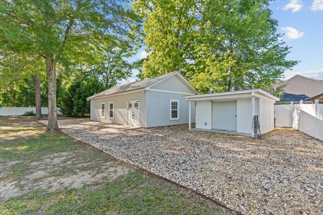 10 Harrington Lane, Dothan, AL 36305