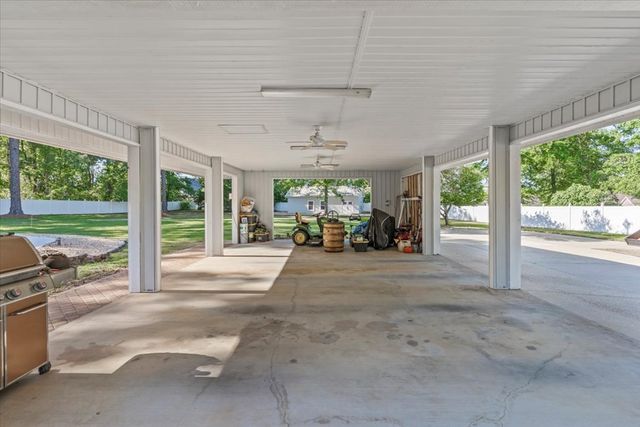 10 Harrington Lane, Dothan, AL 36305