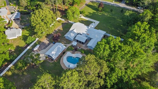 10 Harrington Lane, Dothan, AL 36305