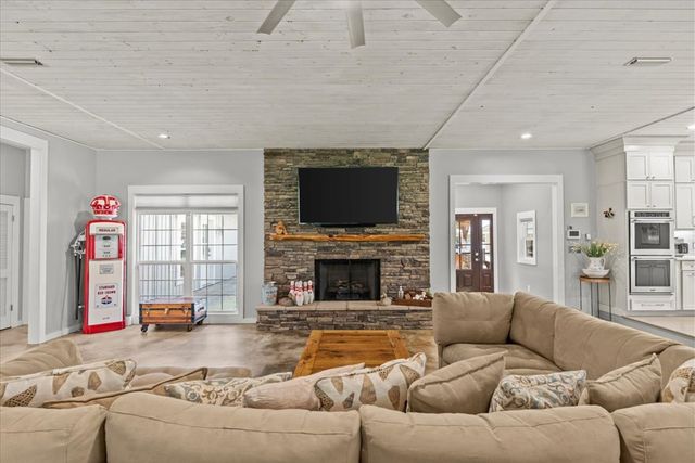10 Harrington Lane, Dothan, AL 36305