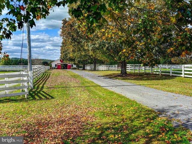 3366 BELMONT AVE, Glyndon, MD 21136