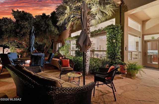 1080 W Titleist Drive, Oro Valley, AZ 85755