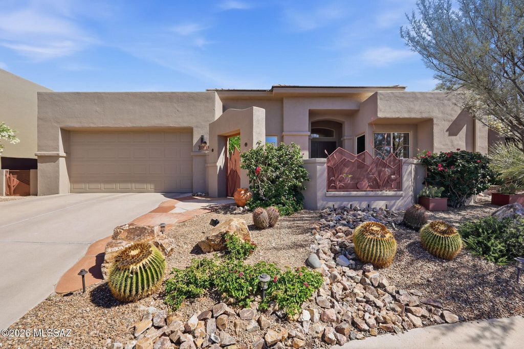 1080 W Titleist Drive, Oro Valley, AZ 85755