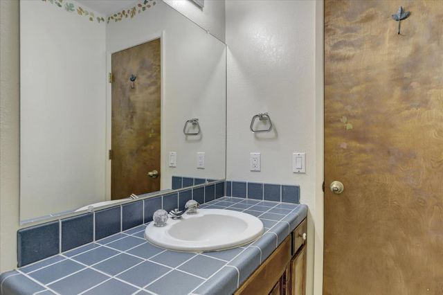 20652 Chaparral Circle, Penn Valley, CA 95946