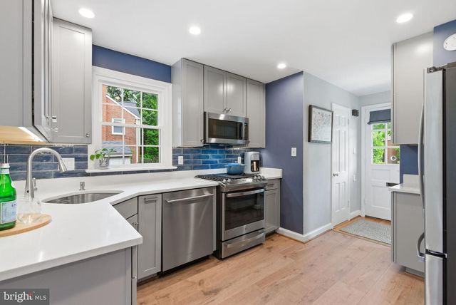 1709 WHITE OAK DR, Silver Spring, MD 20910