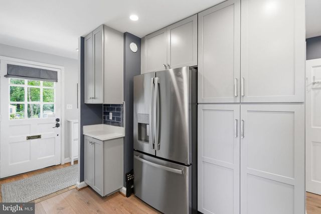 1709 WHITE OAK DR, Silver Spring, MD 20910