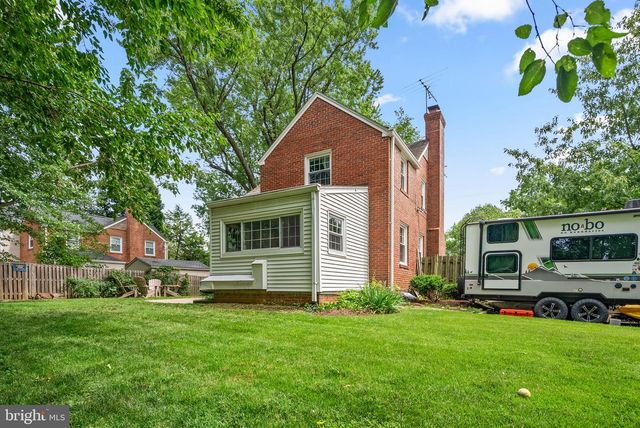 1709 WHITE OAK DR, Silver Spring, MD 20910