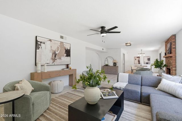 2137 S CATARINA Circle, Mesa, AZ 85202
