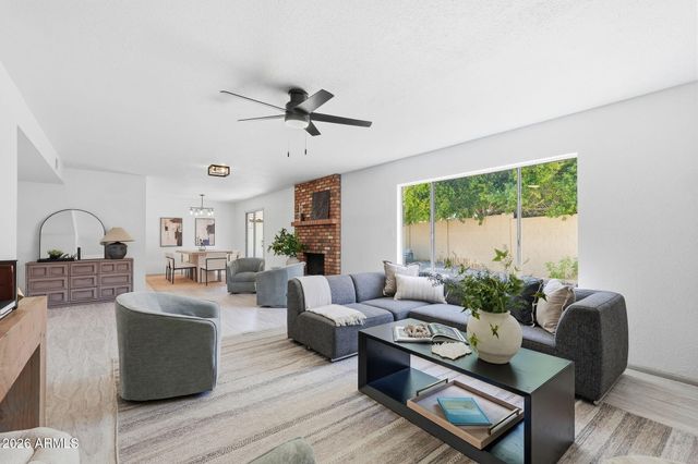 2137 S CATARINA Circle, Mesa, AZ 85202