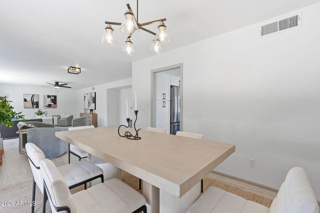 2137 S CATARINA Circle, Mesa, AZ 85202