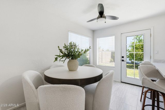2137 S CATARINA Circle, Mesa, AZ 85202